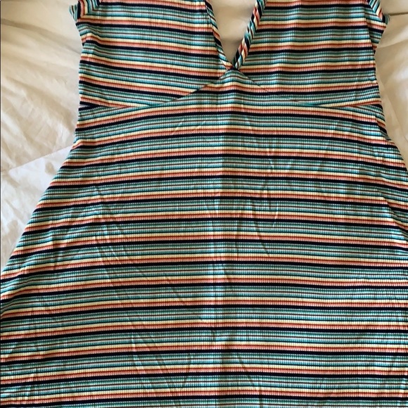 Striped v-neck mini dress🌸 - Picture 3 of 8